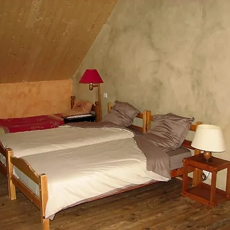 Le Deyran Nocleg ze śniadaniem